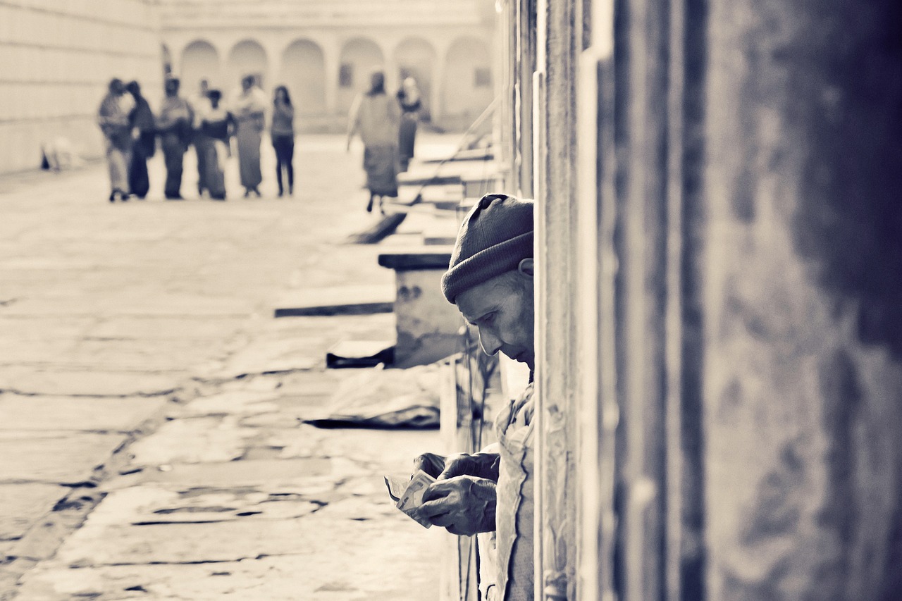 温州75岁老人骑电驴去拉萨,勇往直前的旅行梦 温州75岁老人骑电驴去拉萨,勇往直前的旅行梦